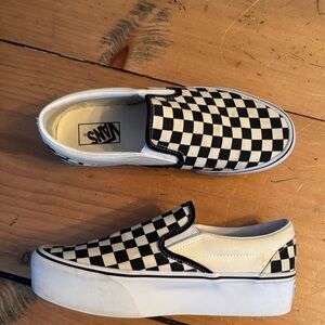 Checkered stack form vans